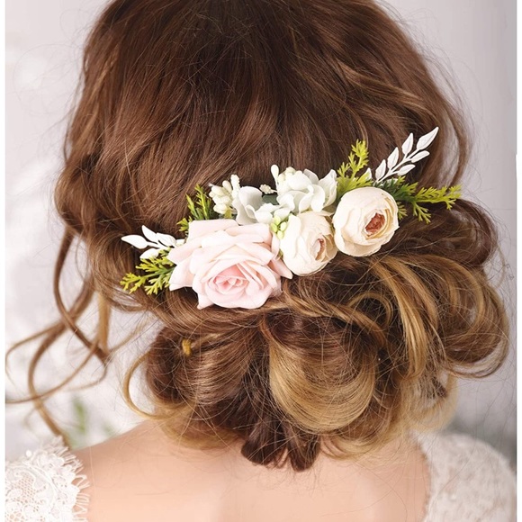 Floral Hair Accessory - Picture 1 of 10